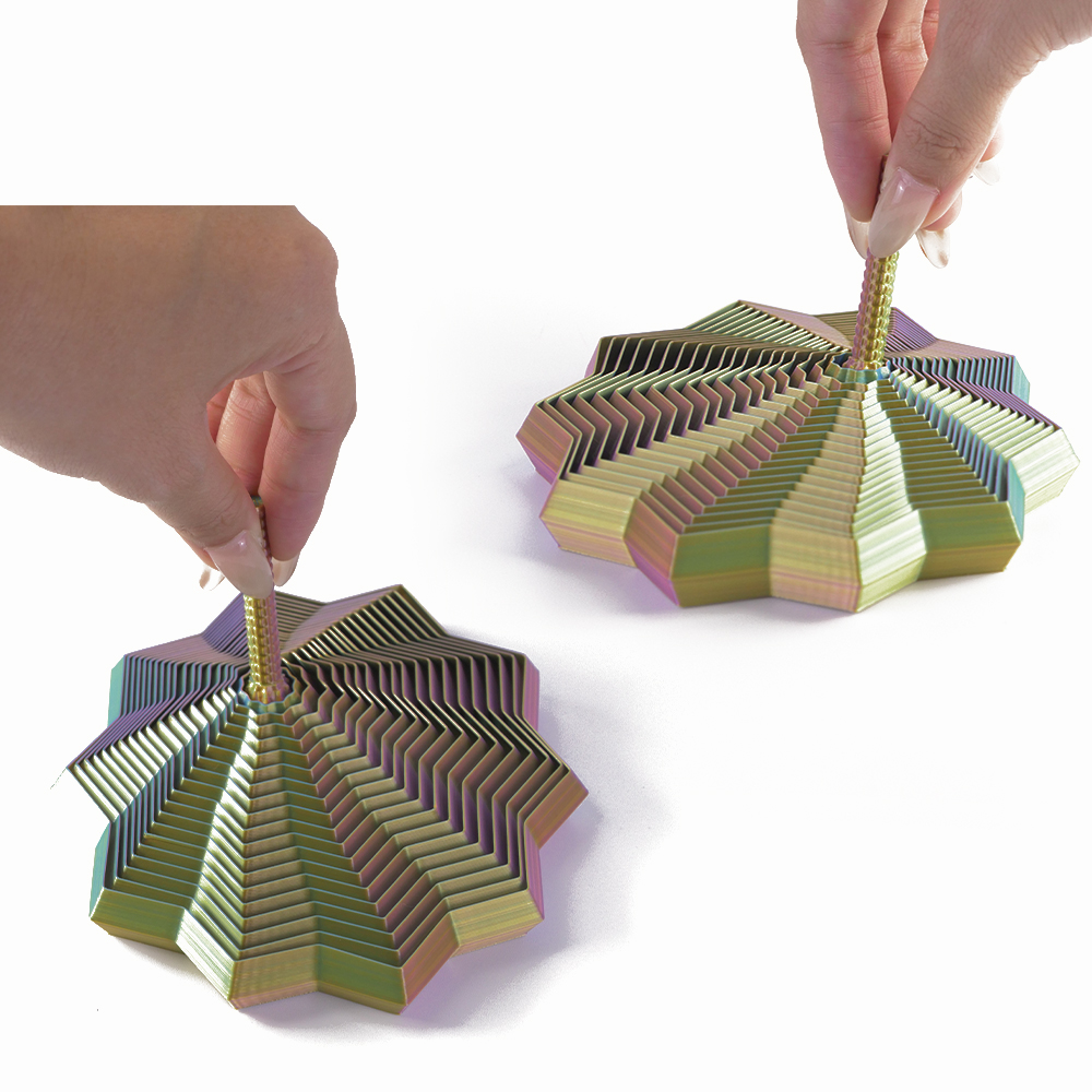 3D Printed Pass-through Pyramid Fidget Toy 🌀