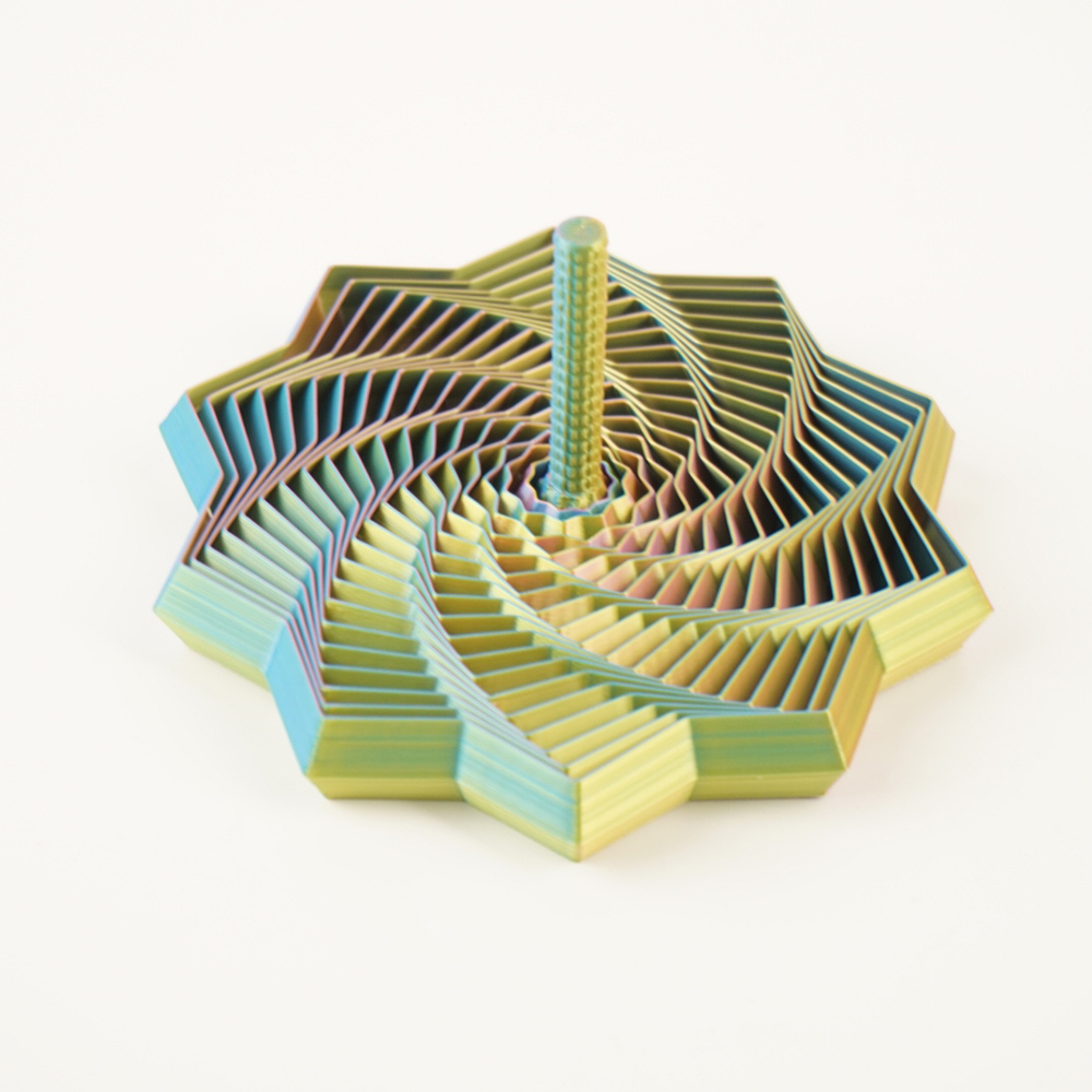 3D Printed Pass-through Pyramid Fidget Toy 🌀