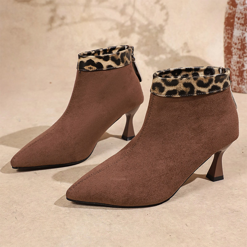 Shoeswoon Pointed Toe Suede Texture Leopard Collar Curved Heel Boots