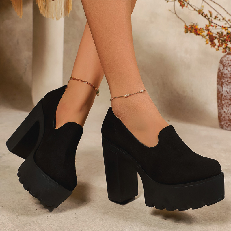 Shoeswoon Lug Sole Round Toe Chunky Platform Heels