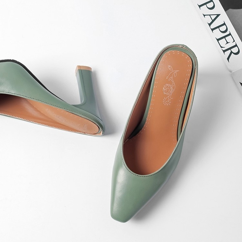 Shoeswoon Elegant Minimalist Pointed Block Heel Mule Heels