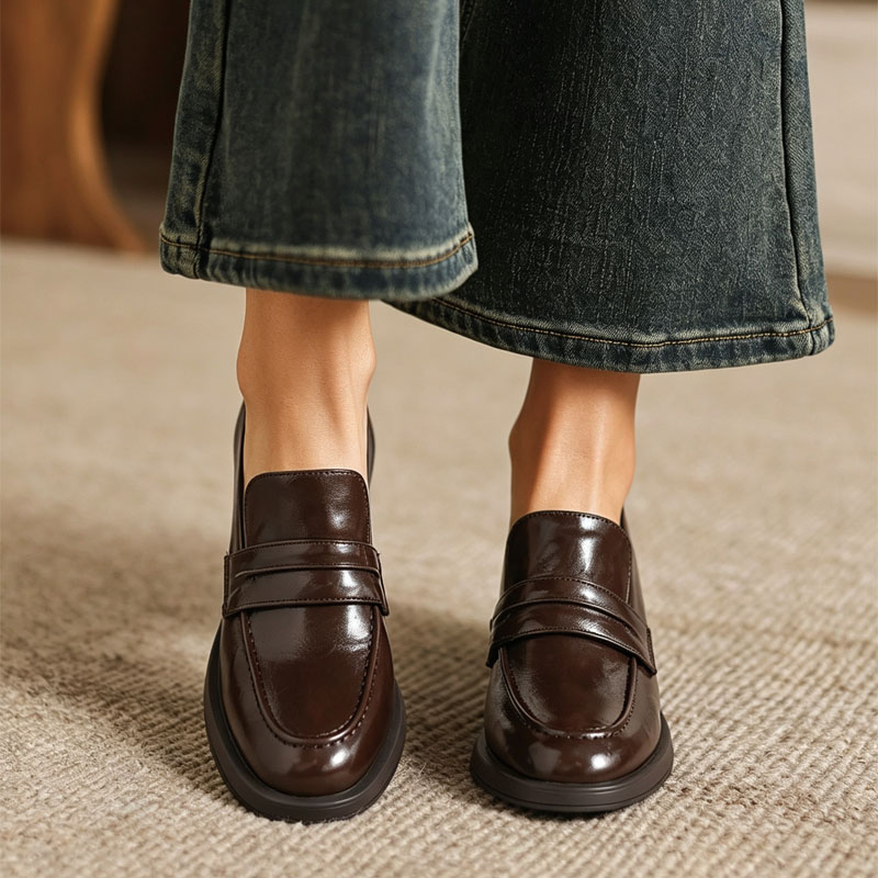Shoeswoon Retro Pleated Strap Slip‑on Chunky Heel Office Loafers