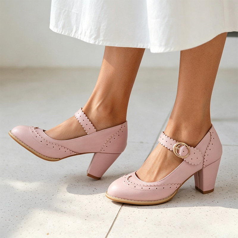 Shoeswoon Scalloped Brogue Perforated Mary Jane Block Heel Pumps