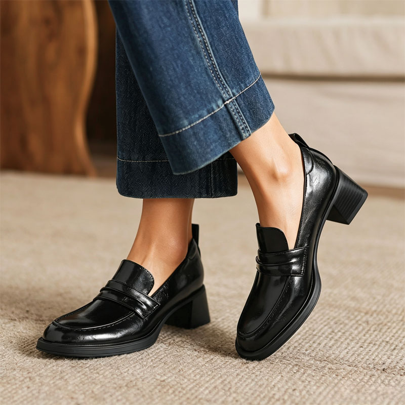 Shoeswoon Retro Pleated Strap Slip‑on Chunky Heel Office Loafers