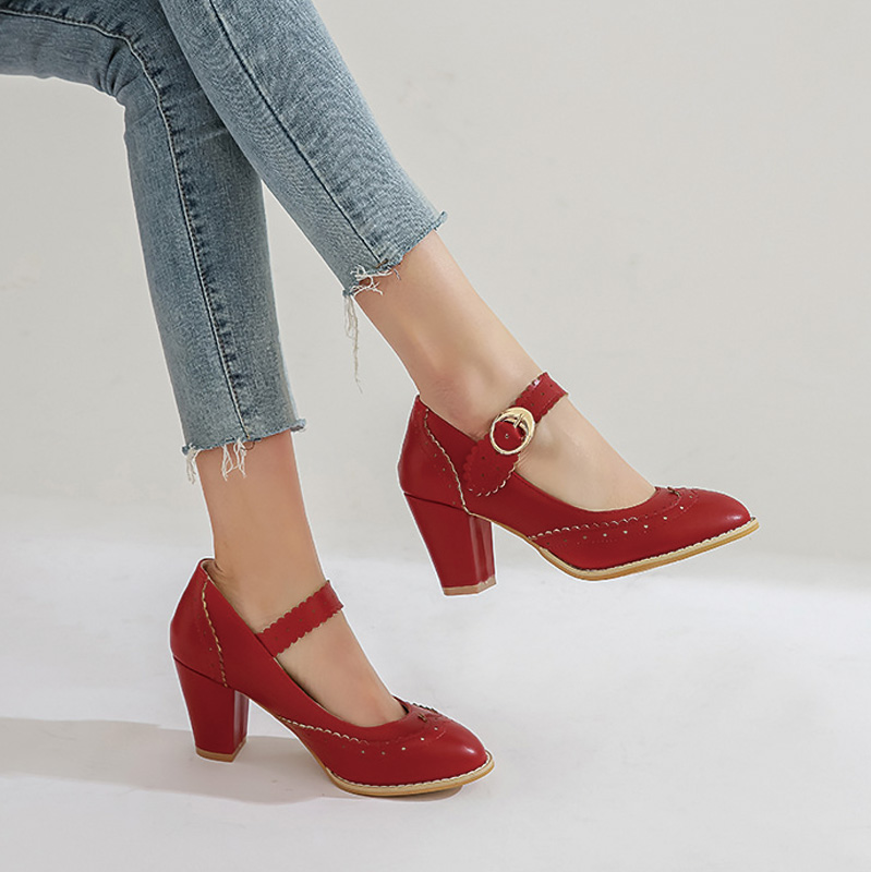 Shoeswoon Scalloped Brogue Perforated Mary Jane Block Heel Pumps