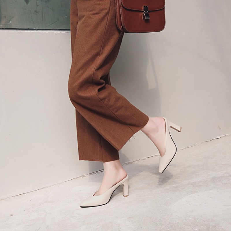 Shoeswoon Elegant Minimalist Pointed Block Heel Mule Heels