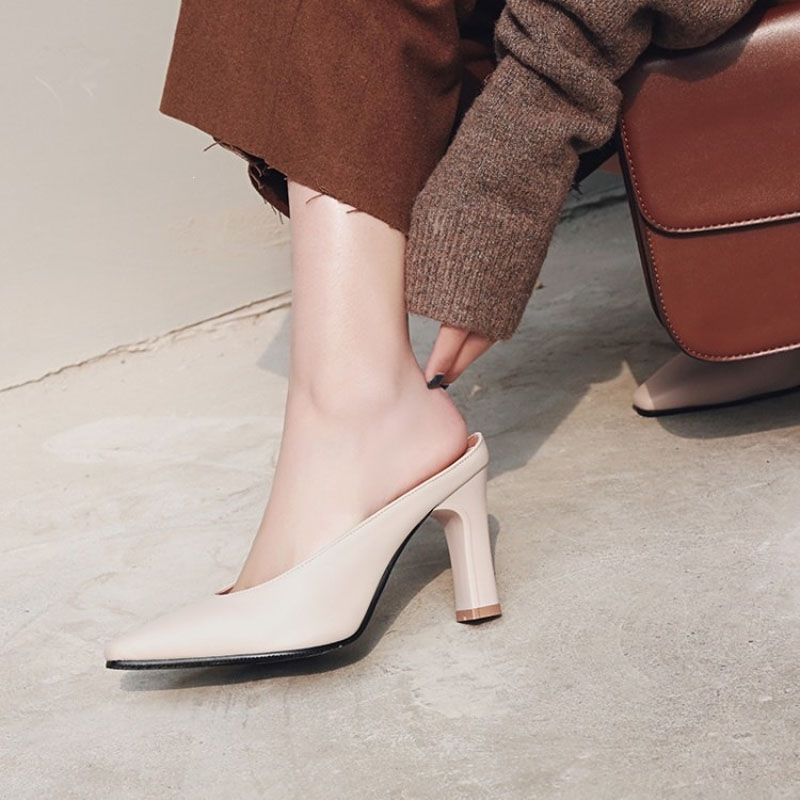 Shoeswoon Elegant Minimalist Pointed Block Heel Mule Heels