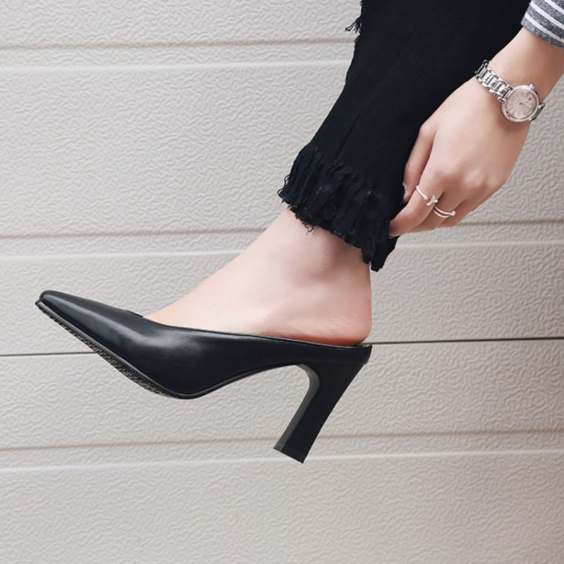 Shoeswoon Elegant Minimalist Pointed Block Heel Mule Heels