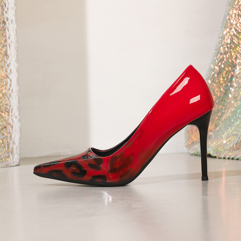 Shoeswoon Pointed Toe Leopard Print Patent Stiletto Heels