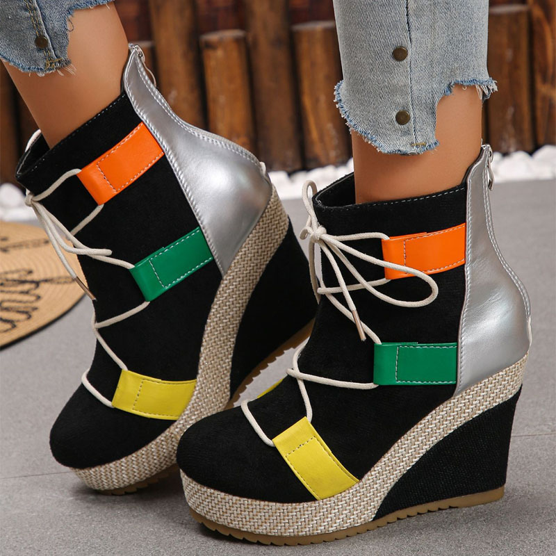 Shoeswoon Trendy Front Lace Up Textured Upper Platform Wedge Boots