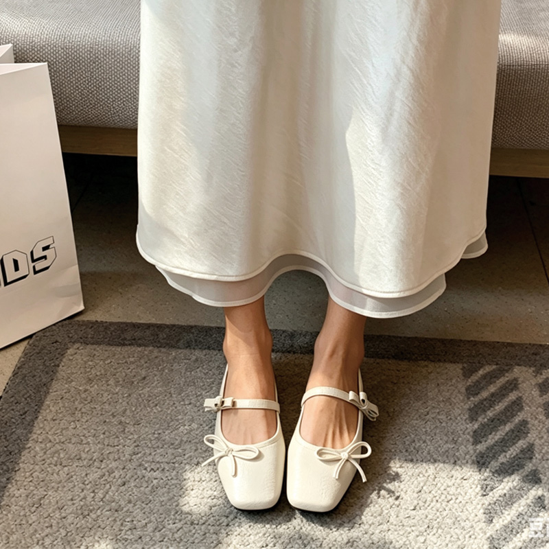 Shoeswoon Bow Decor Square Toe Flat Mary Jane Shoes