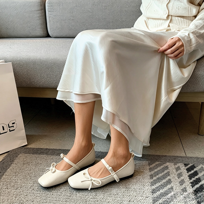 Shoeswoon Bow Decor Square Toe Flat Mary Jane Shoes