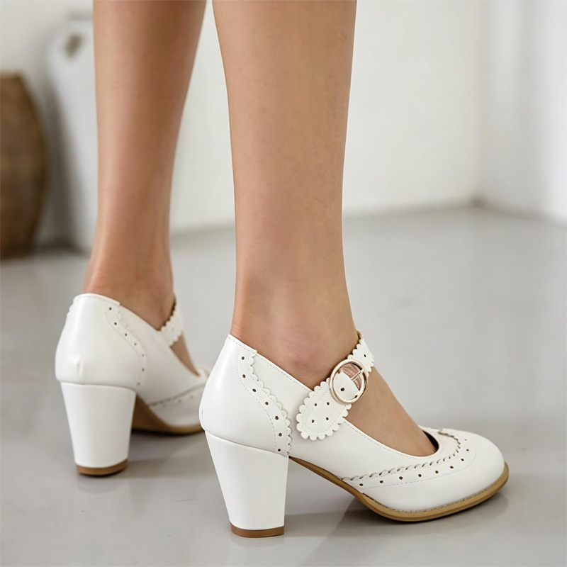 Shoeswoon Scalloped Brogue Perforated Mary Jane Block Heel Pumps