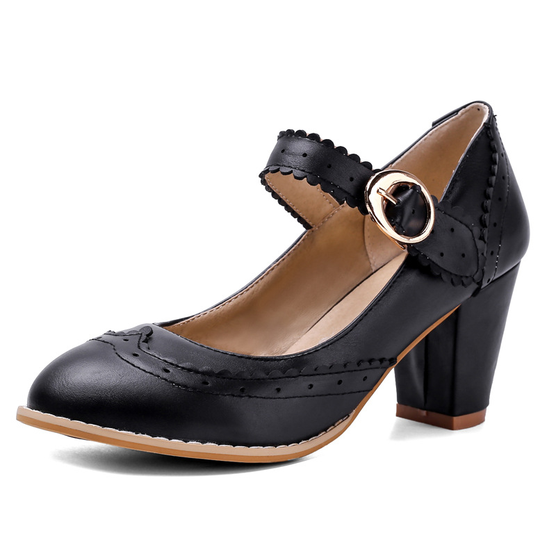 Shoeswoon Scalloped Brogue Perforated Mary Jane Block Heel Pumps