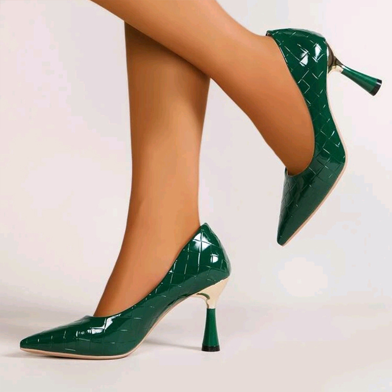 Shoeswoon Glossy Embossed Pointed Toe Tulip Heels