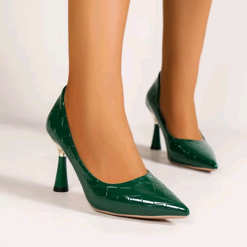 Shoeswoon Glossy Embossed Pointed Toe Tulip Heels