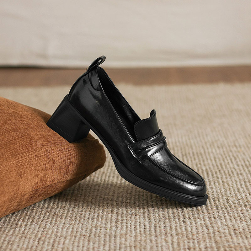 Shoeswoon Retro Pleated Strap Slip‑on Chunky Heel Office Loafers