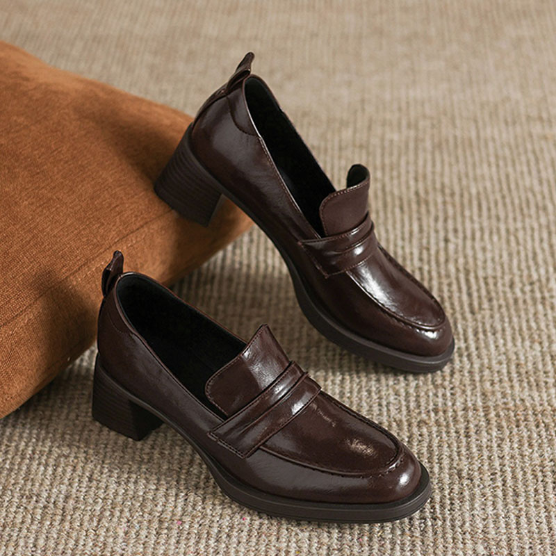 Shoeswoon Retro Pleated Strap Slip‑on Chunky Heel Office Loafers