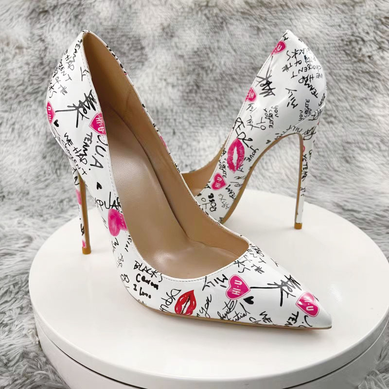 Shoeswoon Playful Graffiti Kiss‑Lip Pattern Pointed Toe Stiletto Pumps