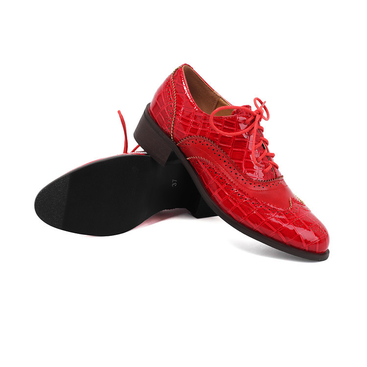 Shoeswoon Retro Contrast Color Brogue Detail Block Heel Lace‑Up Women's Formal Oxfords
