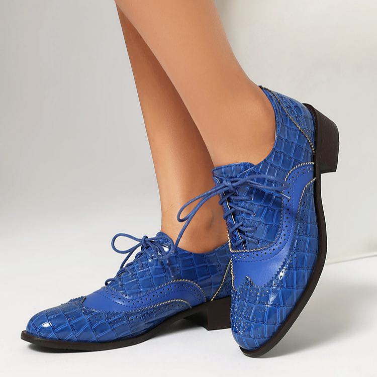 Shoeswoon Retro Contrast Color Brogue Detail Block Heel Lace‑Up Women's Formal Oxfords