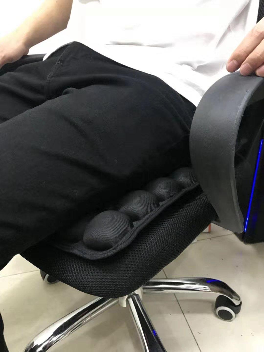 Comfy and easy to use seat cushion