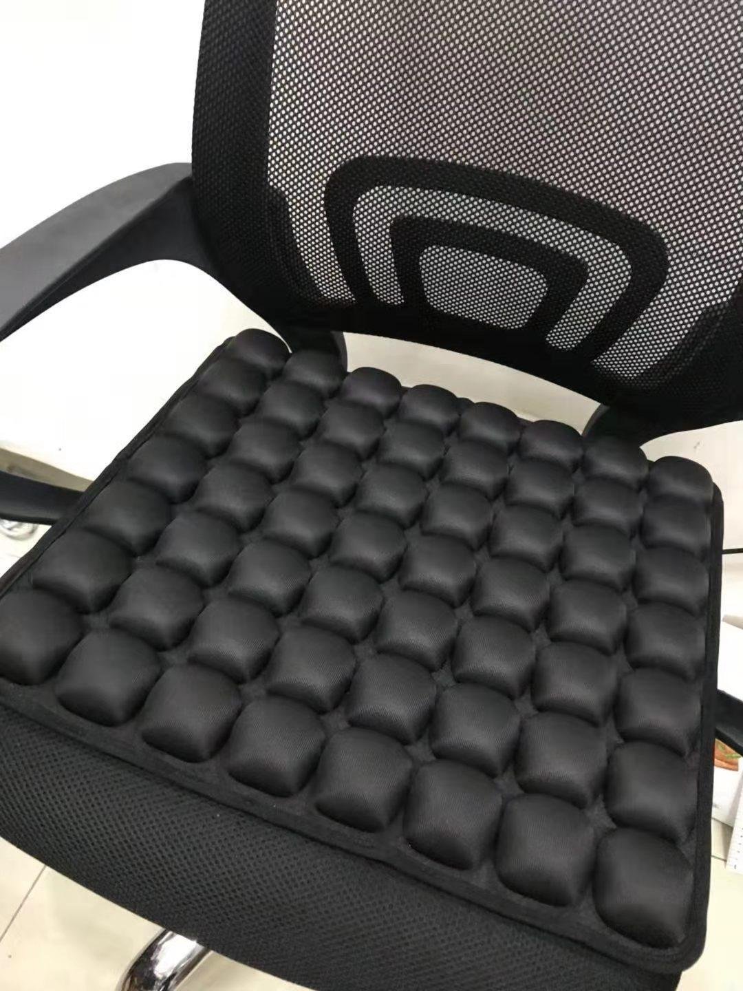 Comfy and easy to use seat cushion