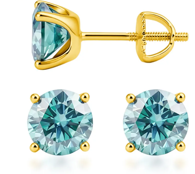 2026 HOT SALE🥳💞50K+ SOLD!✨🔥Hot Sale💎Classic Four-Prong Moissanite Earrings