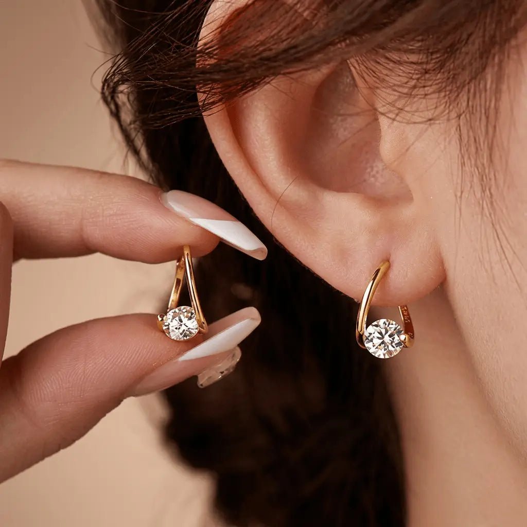 ✨ Timeless Sparkle Hoop Earrings – The Perfect Everyday Shine