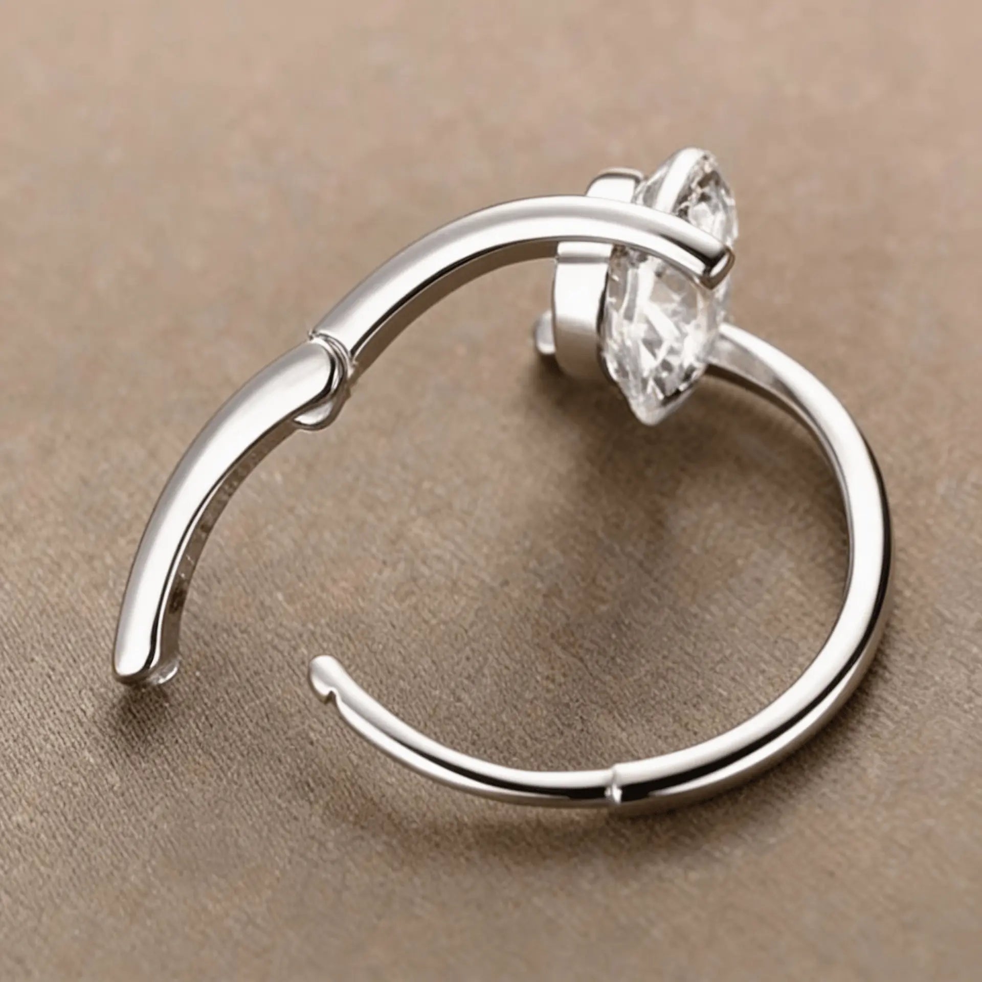 ✨ Timeless Sparkle Hoop Earrings – The Perfect Everyday Shine