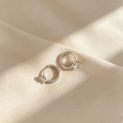 💎4-Prong Round Drop Huggie Earrings