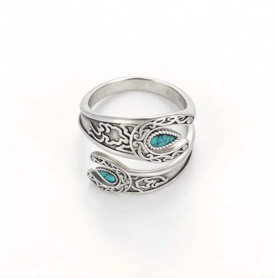 Moonstone Flower Ring — A Little Reminder to Protect Your Peace 🌙