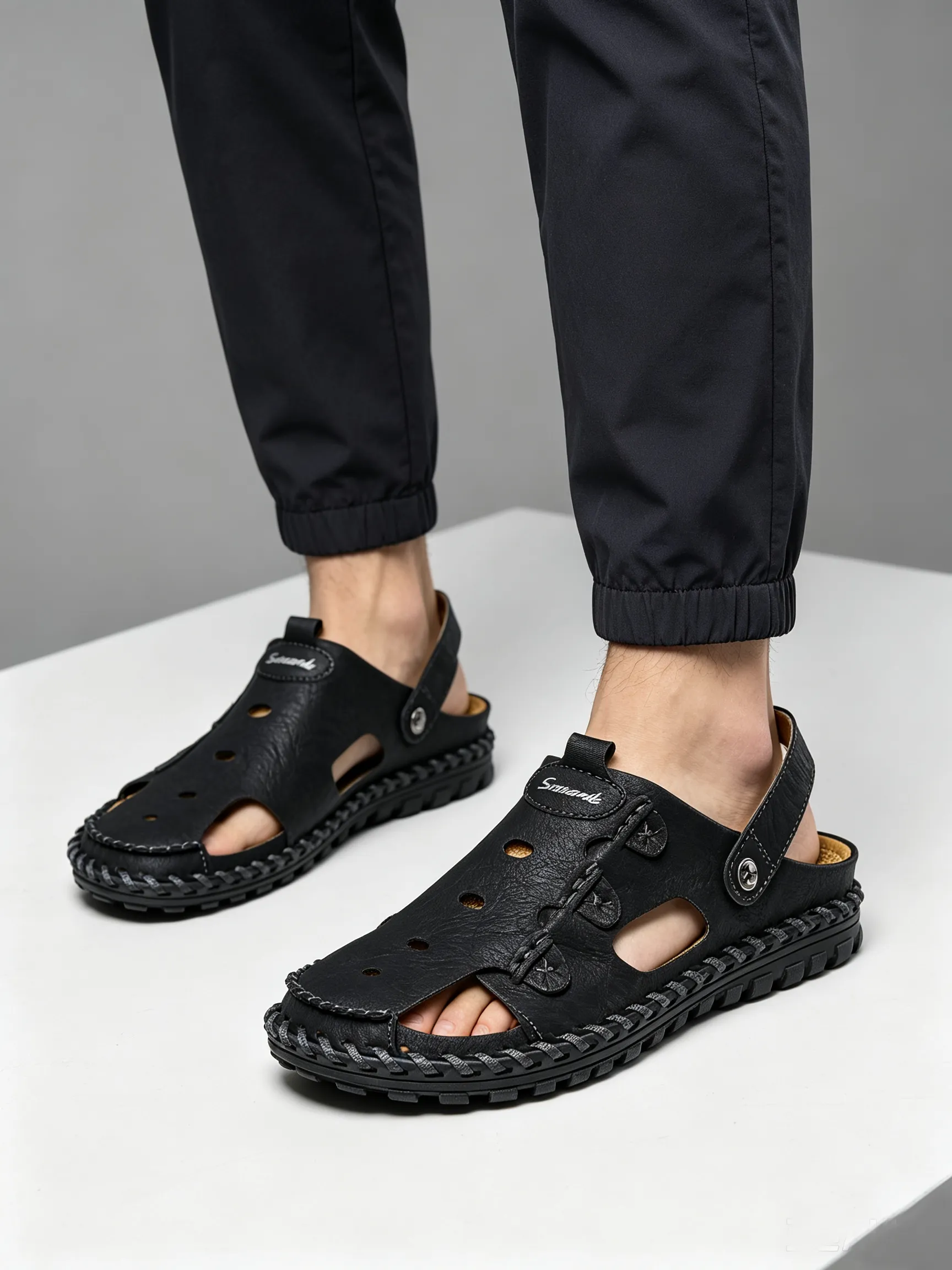 Men Leather Sandal Hiking Casual Shoes Non-slip Wearproof Beach Slipper