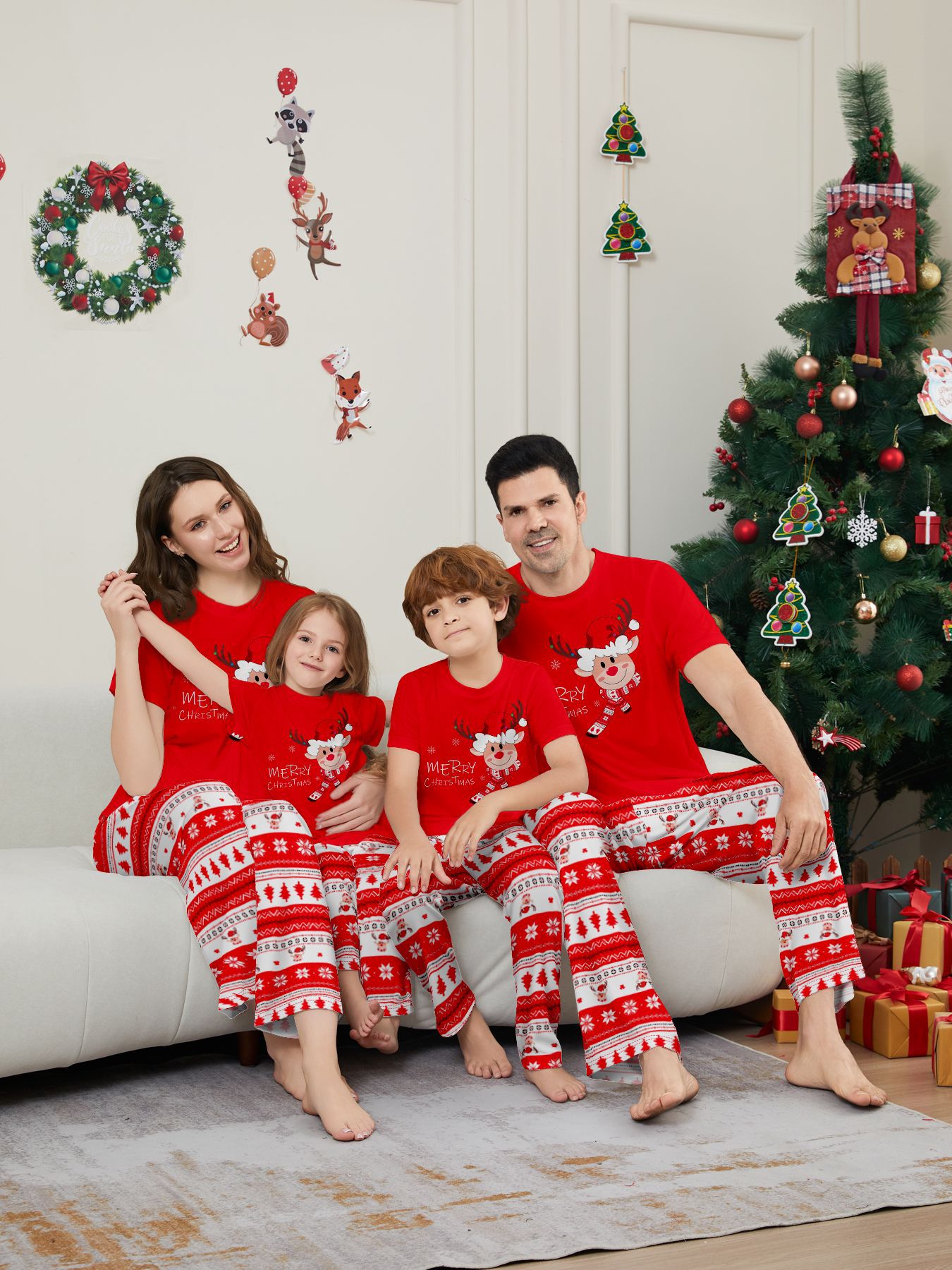 Short‑Sleeve Reindeer Red Family Christmas Pajamas