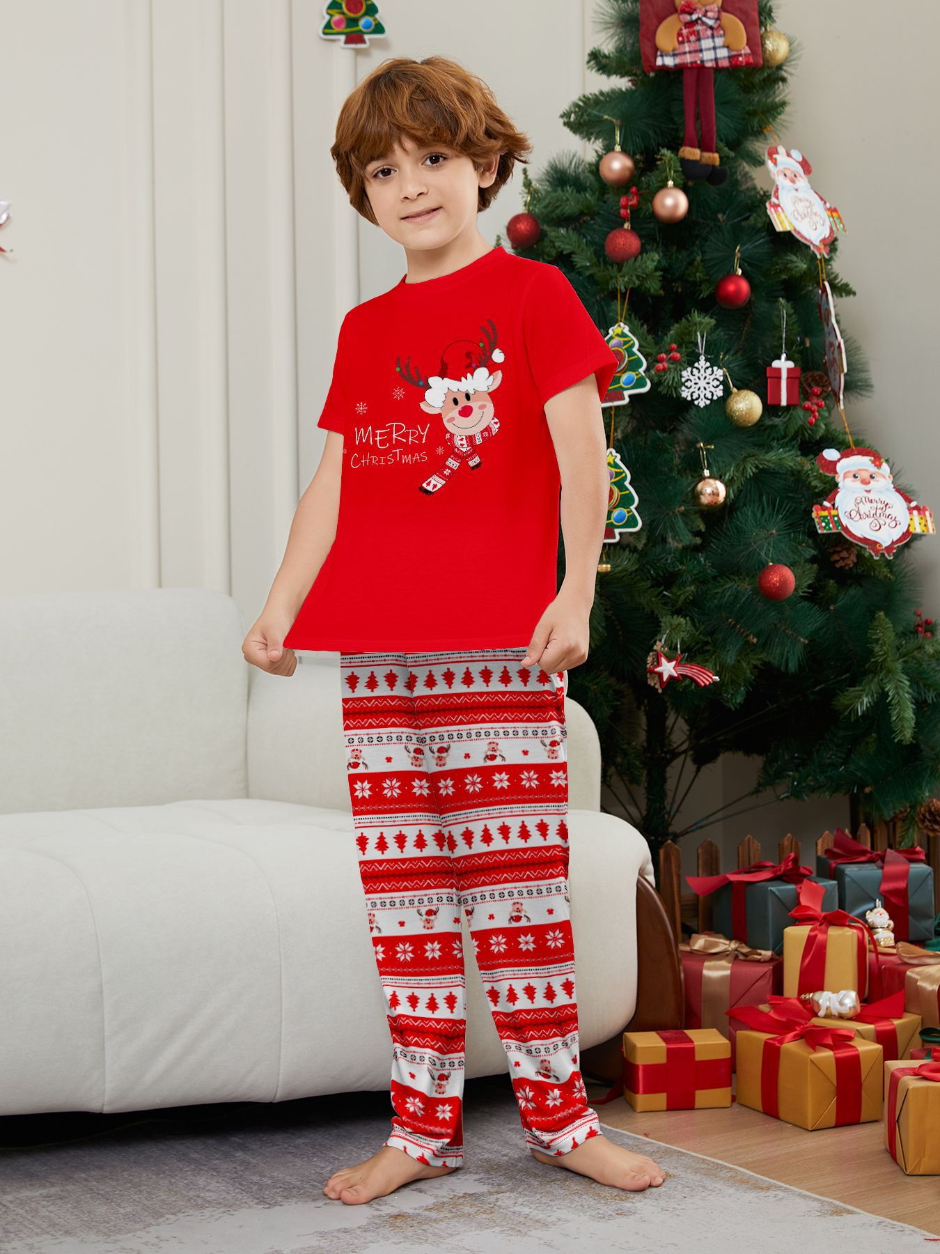 Short‑Sleeve Reindeer Red Family Christmas Pajamas