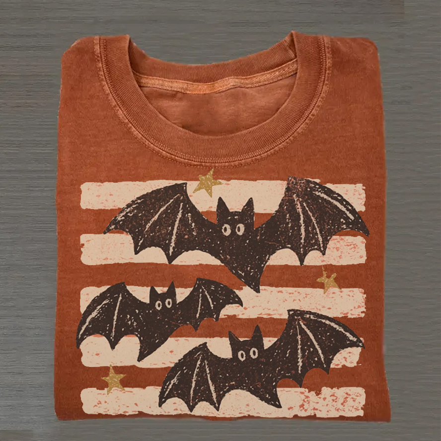 Vintage Bat Halloween T-Shirt