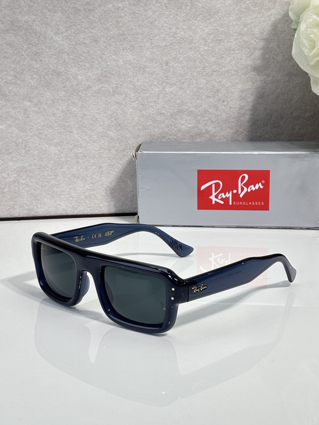 Fashion hot 5 color sunglasses