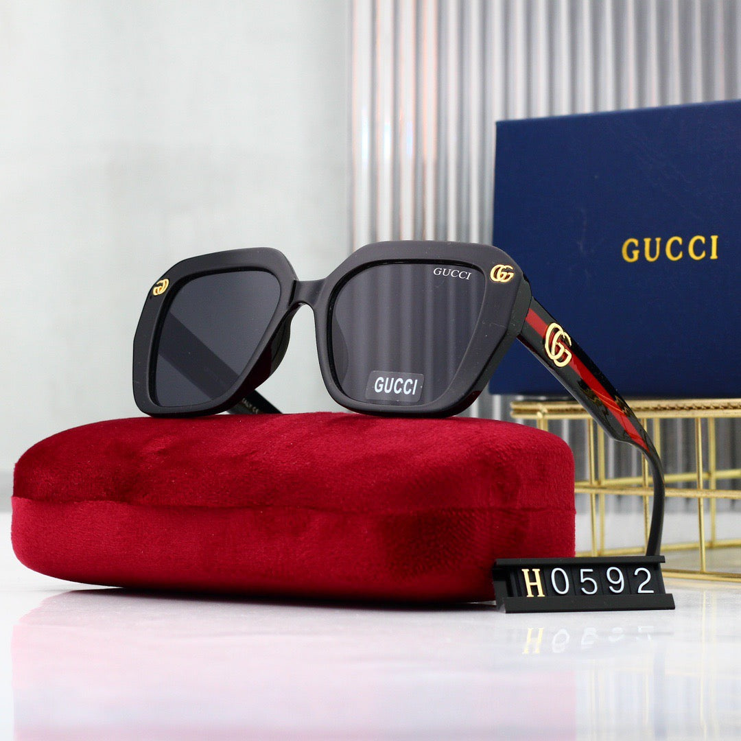 Fashion hot 8 color sunglasses 0592