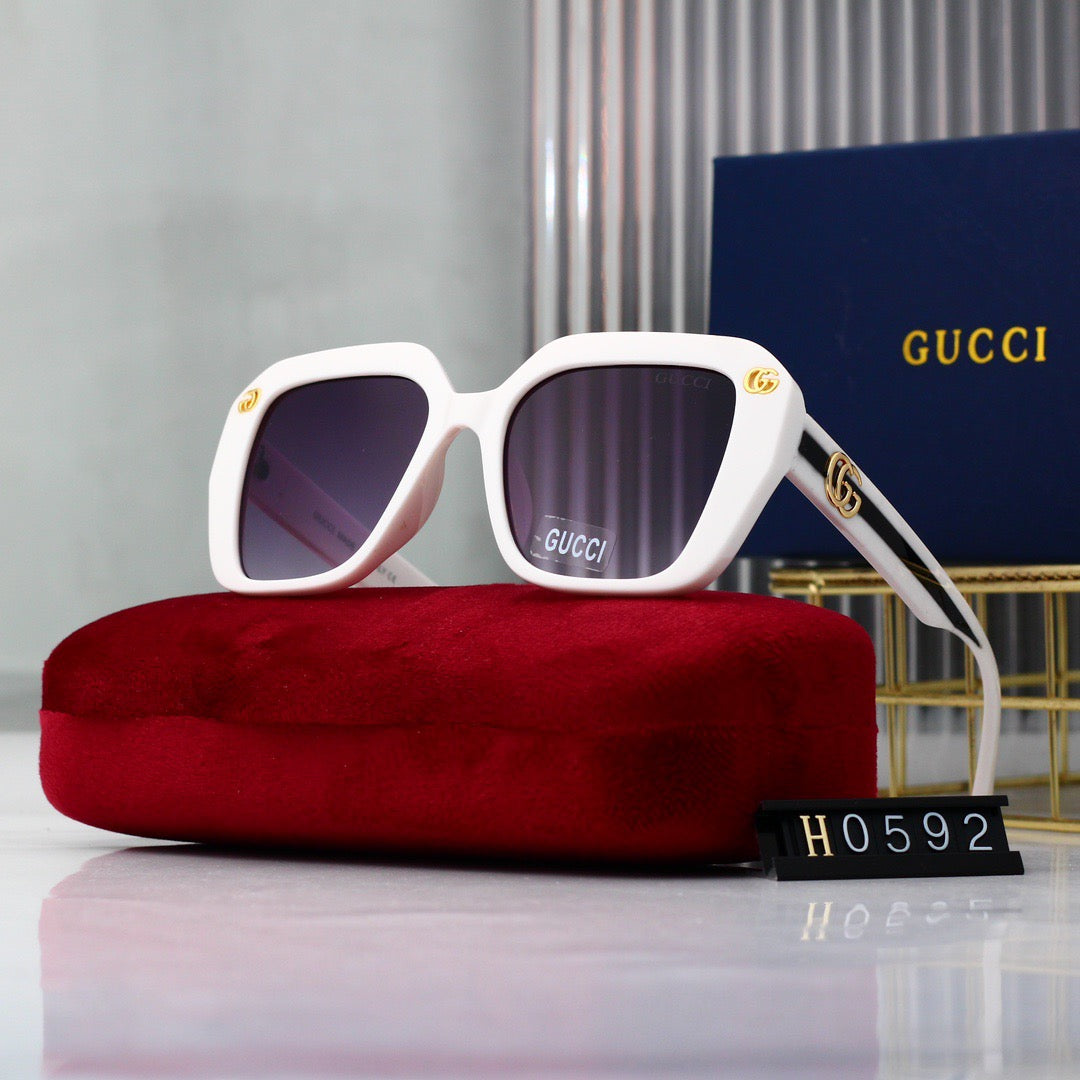 Fashion hot 8 color sunglasses 0592