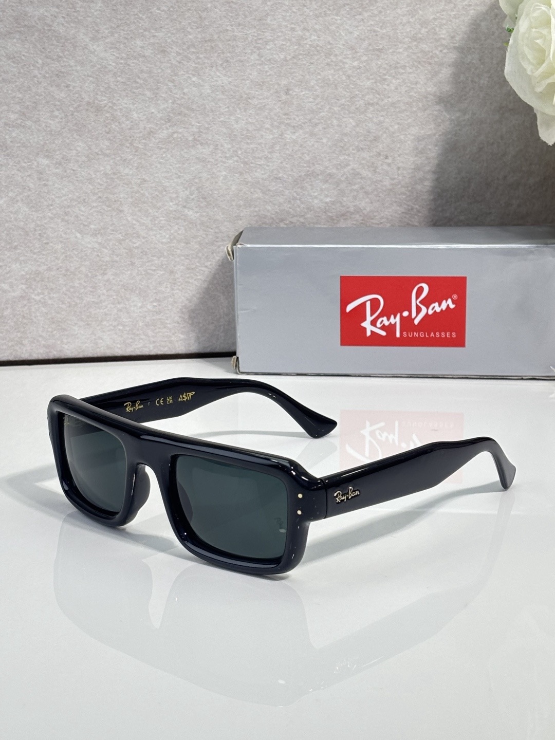 Fashion hot 5 color sunglasses