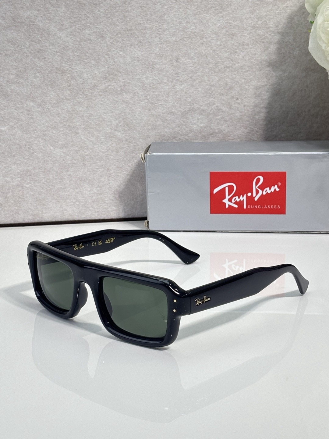 Fashion hot 5 color sunglasses