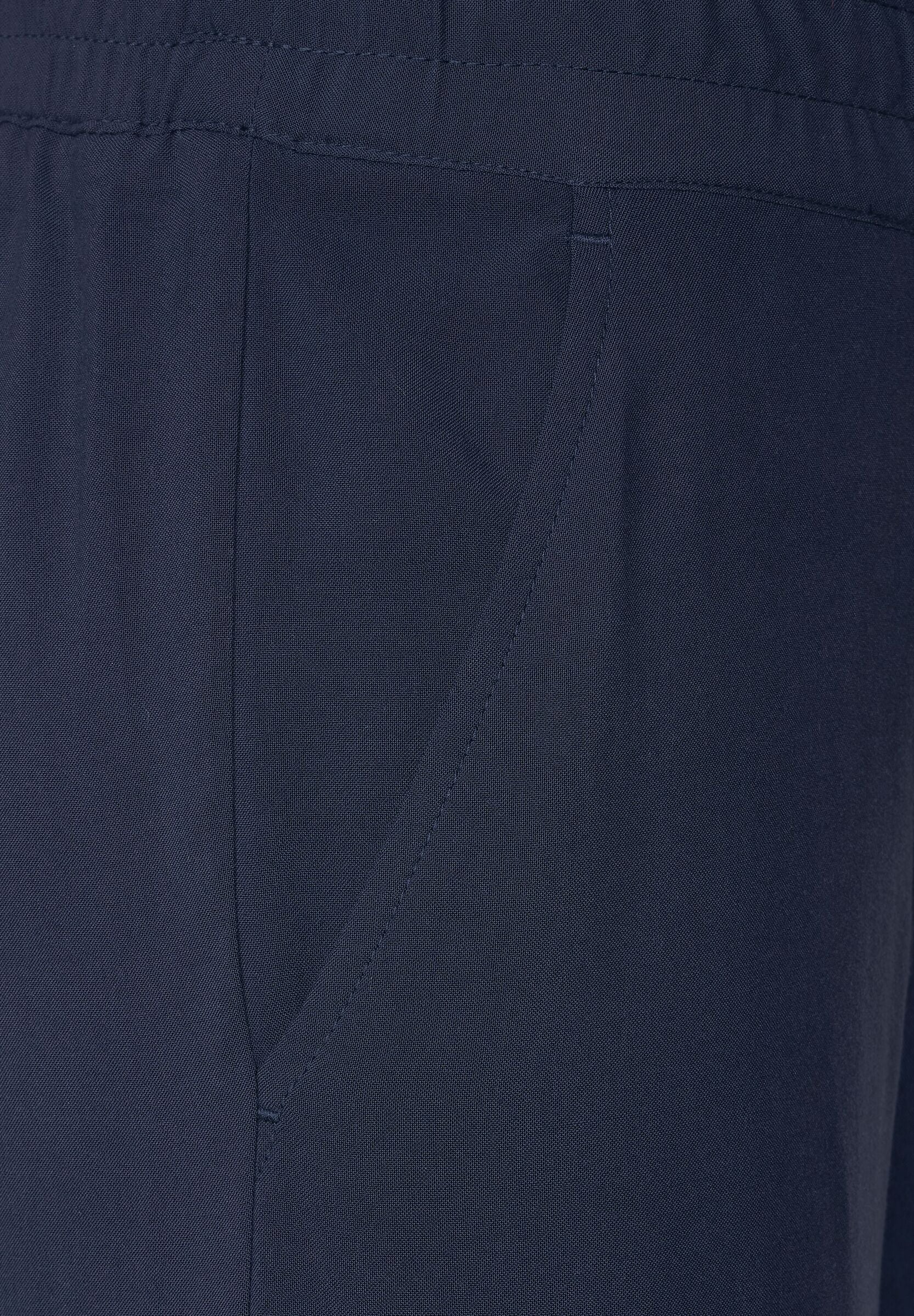 Loose Fit Hose