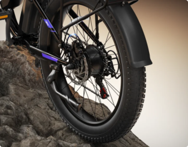 Rear hub detail