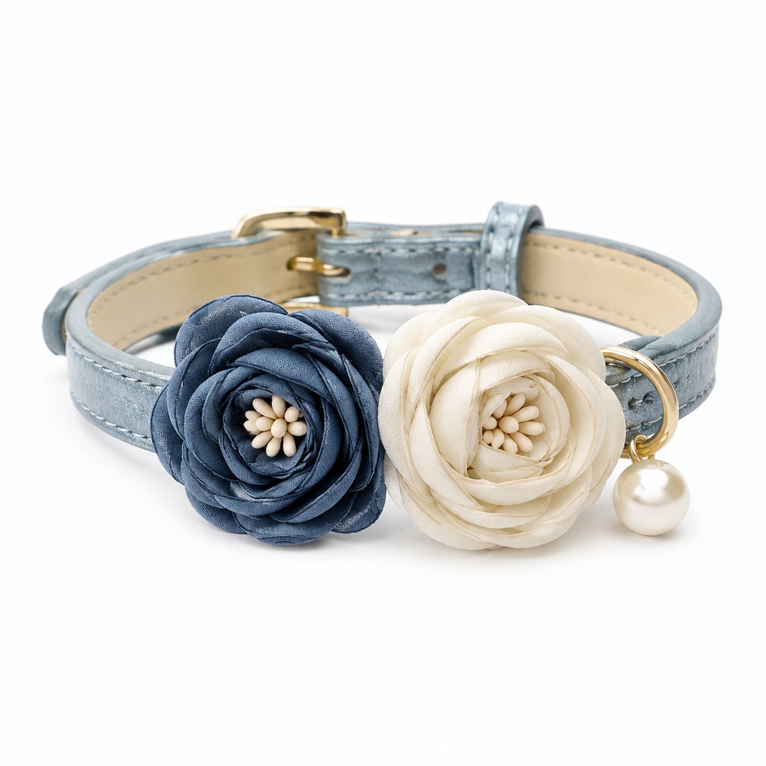 Elegantes Hundehalsband mit Blauen und Weißen Blumen und Perlenanhänger