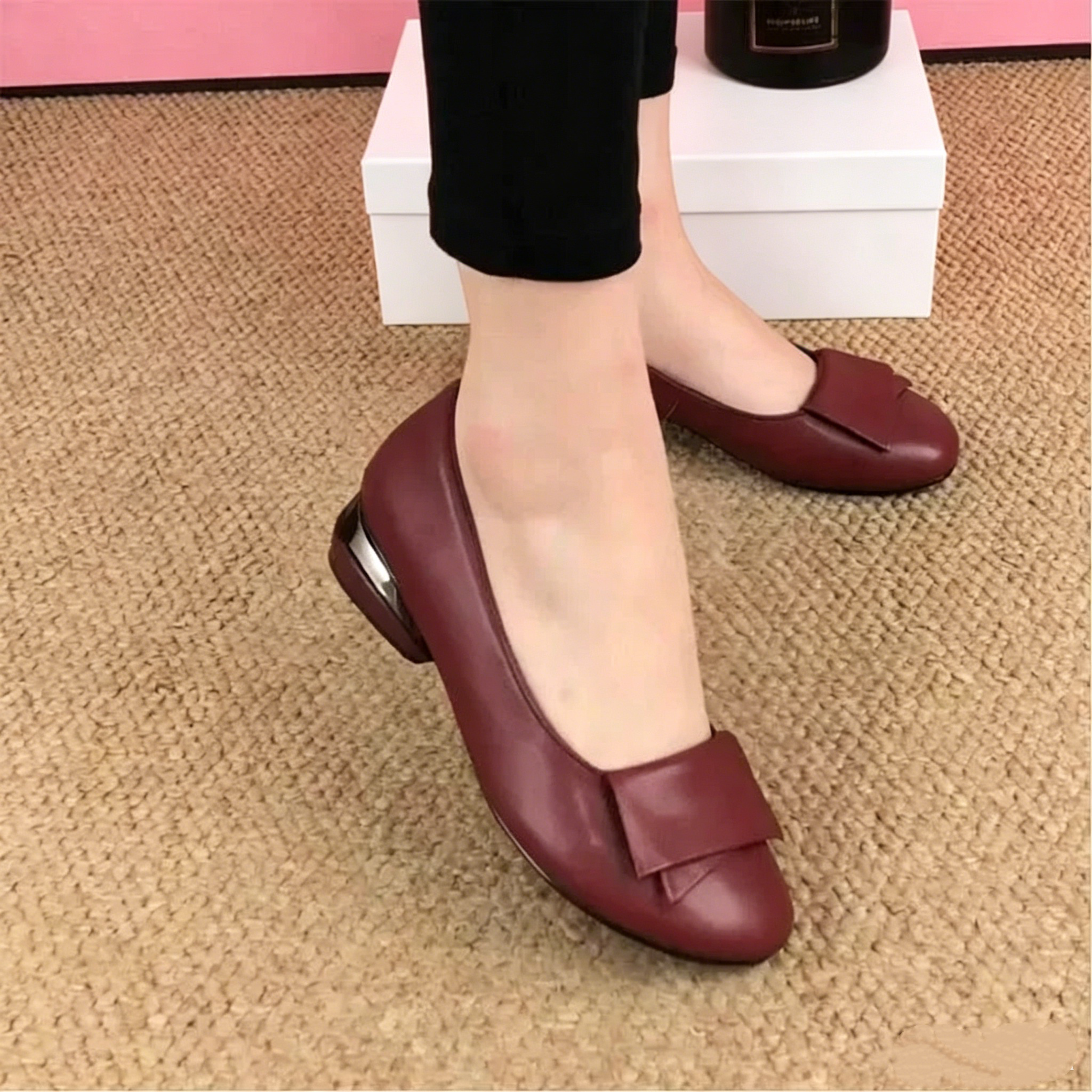 Women’s Lightweight Faux Leather Comfort Loafers
