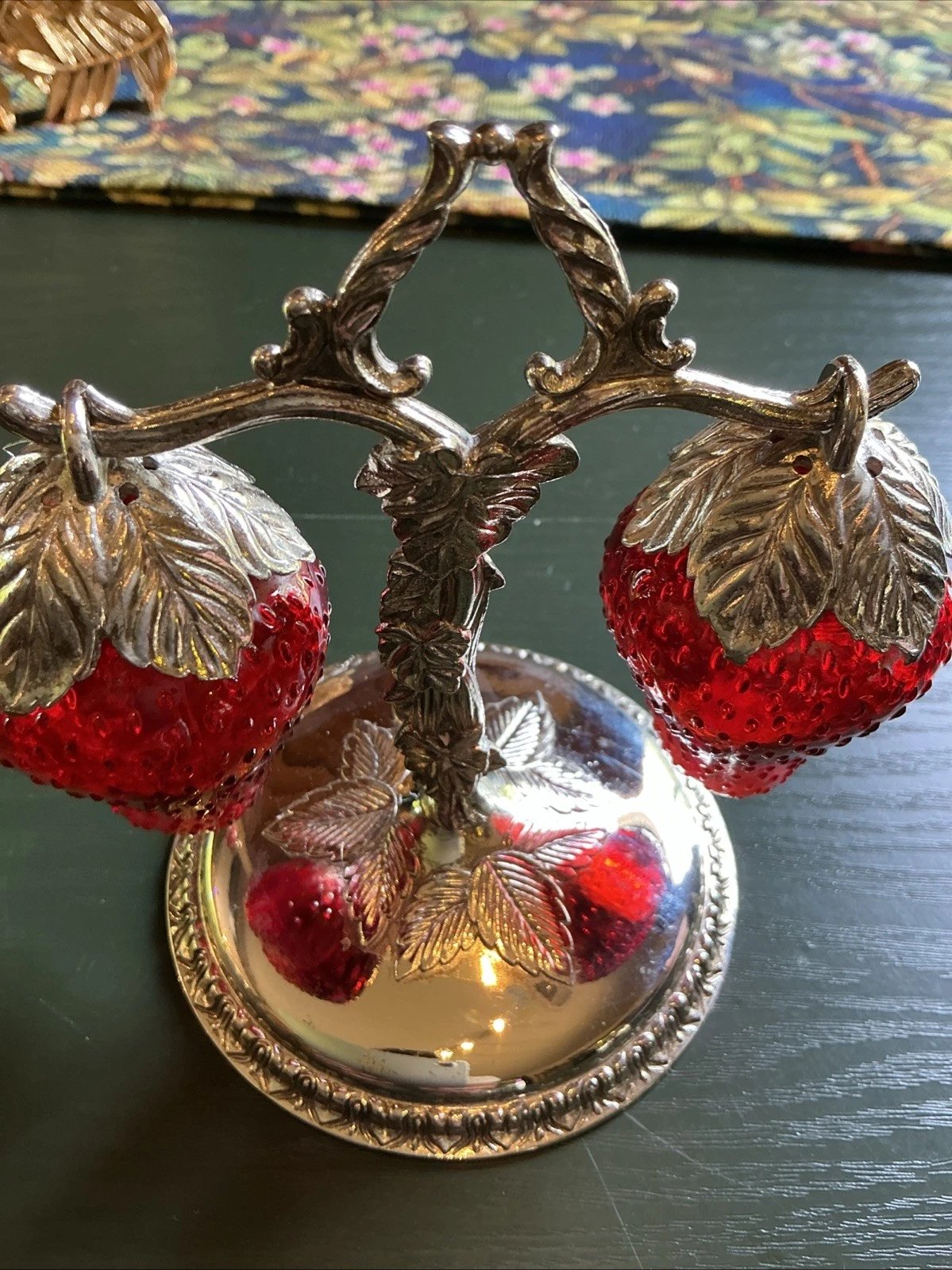 🔥Last Day 49% OFF - 🍓1960s Vintage Strawberry Salt & Pepper Shaker Set