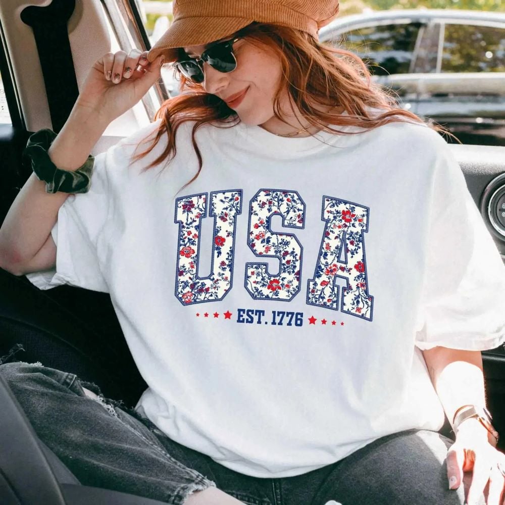 🇺🇸✨Unisex Floral USA Shirt Classic Design Oversized Patriotic Tee