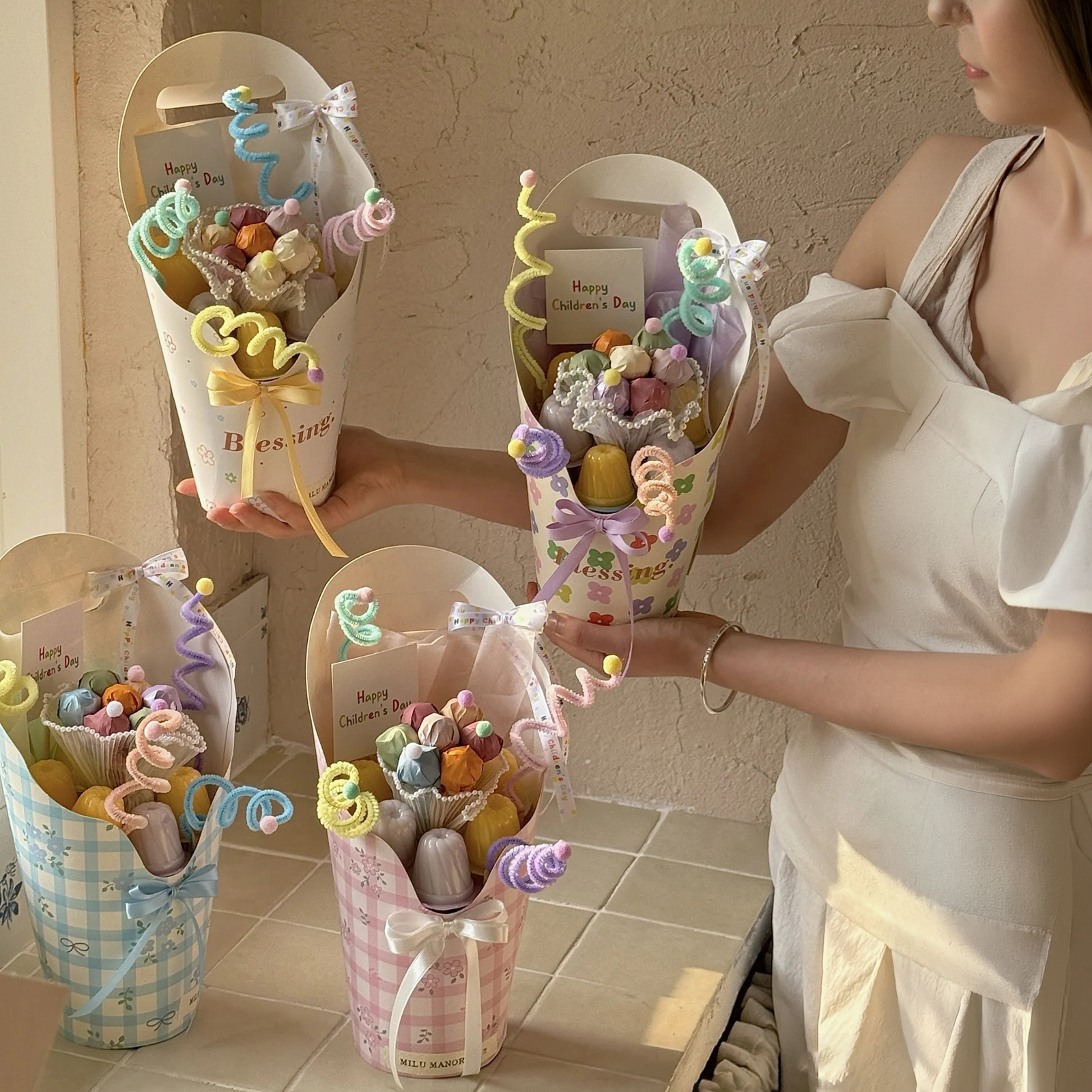 AW-CF-VUQ6 | Tubo floral multicolor estilo dopamina