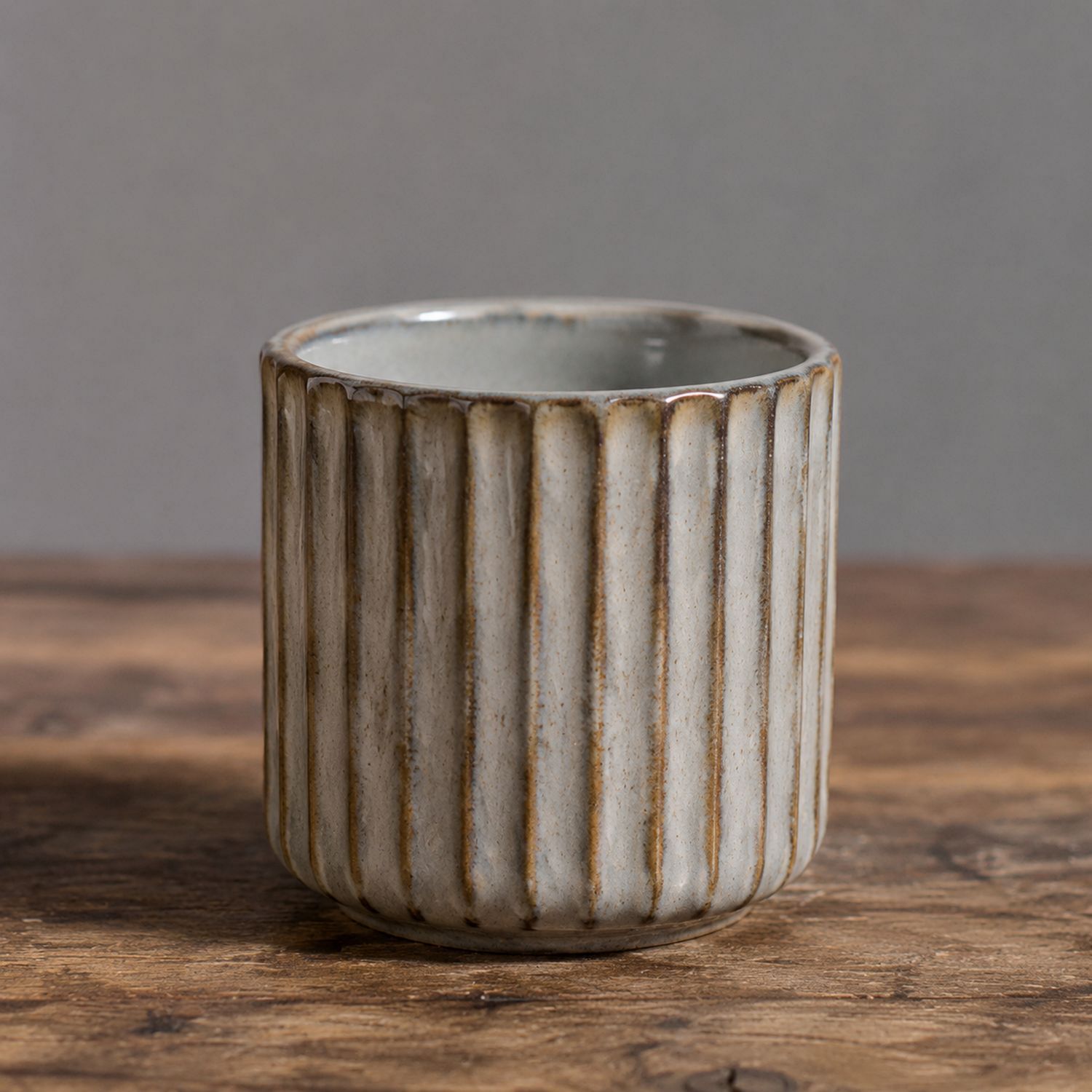 Tasse en céramique rainurée gris 200ml