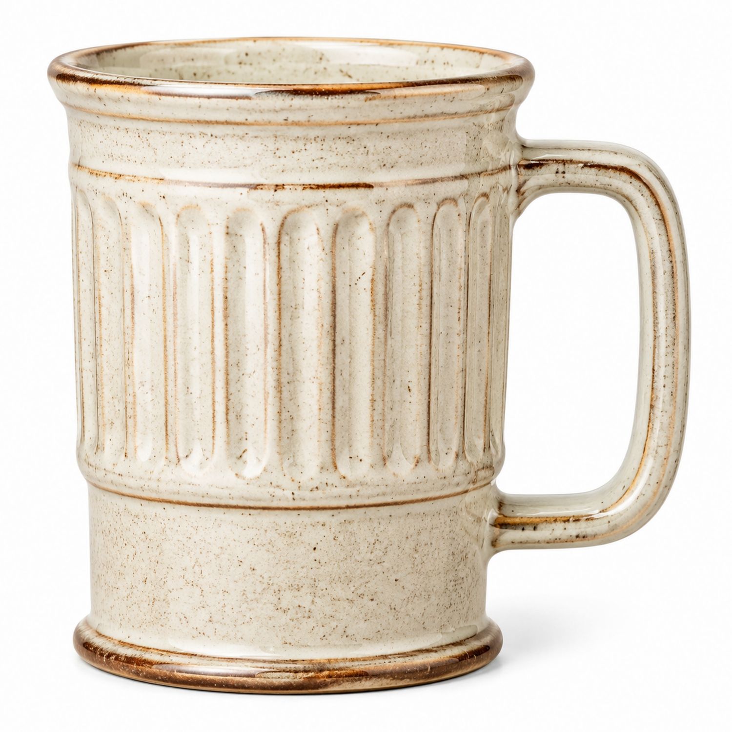 Grande tasse en céramique beige avec design classique